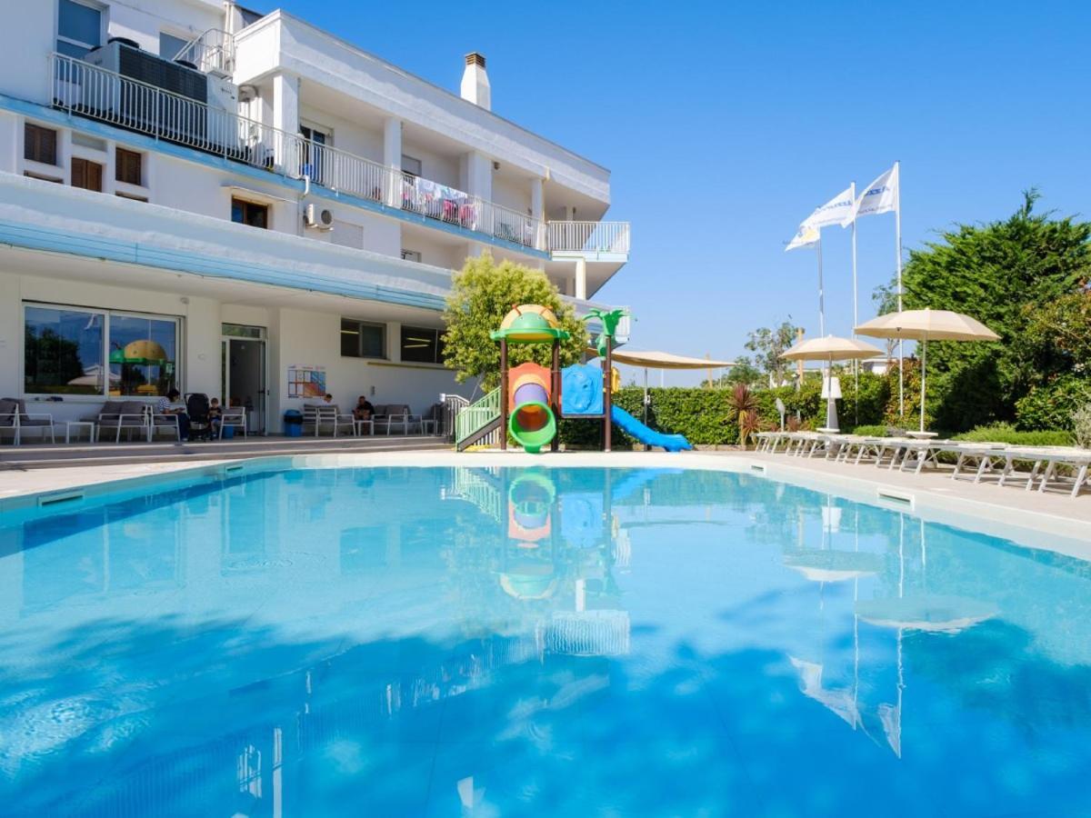 Family Hotel Alexander - Azzurro Club Τζεσόλο Λίντο Εξωτερικό φωτογραφία